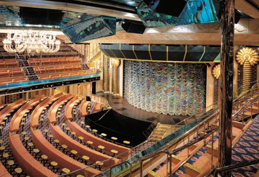 El Caribbean Main Lounge, el Teatro del Buque